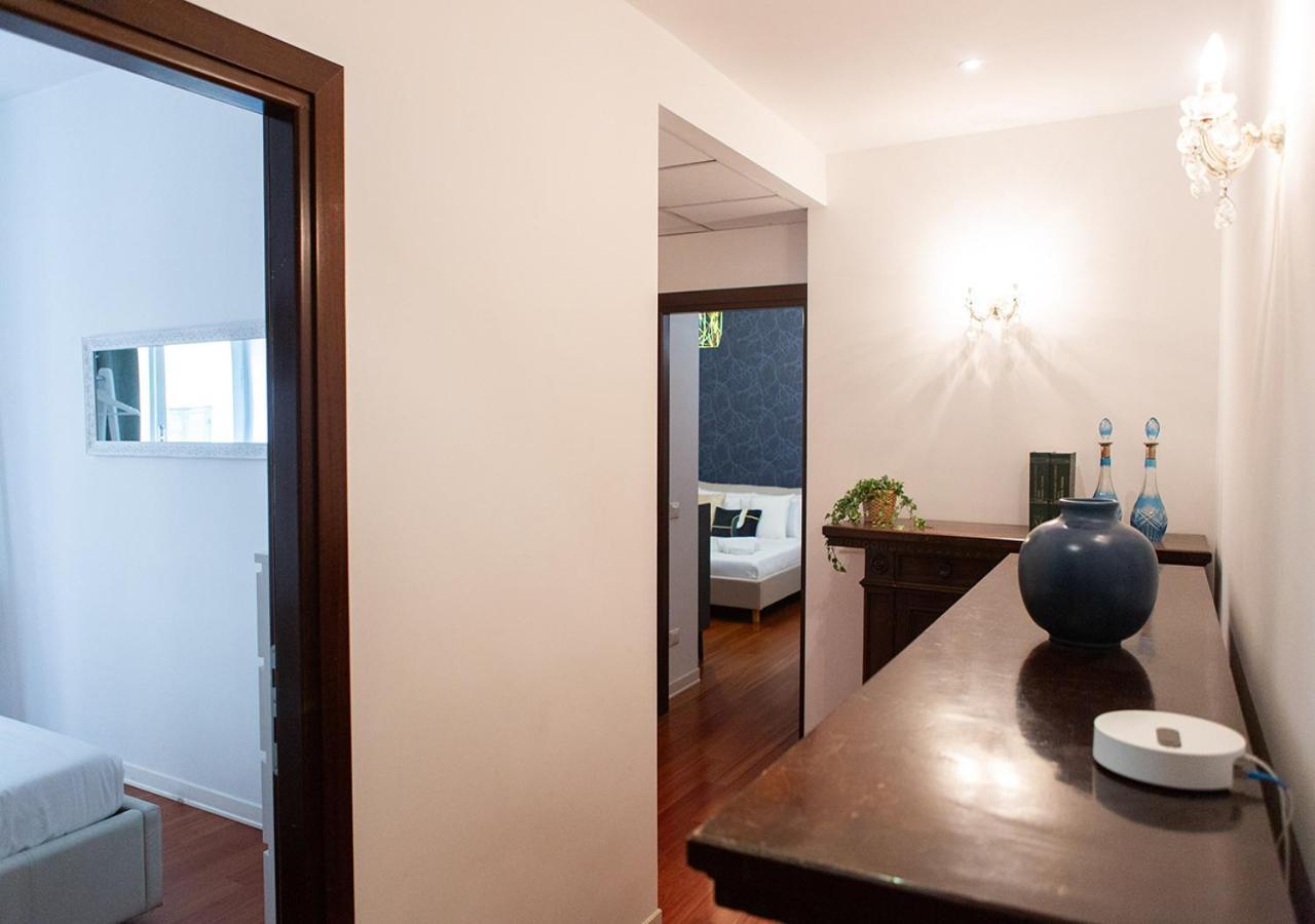 Termini Alever Apartament 3 Bedrooms Roma Esterno foto